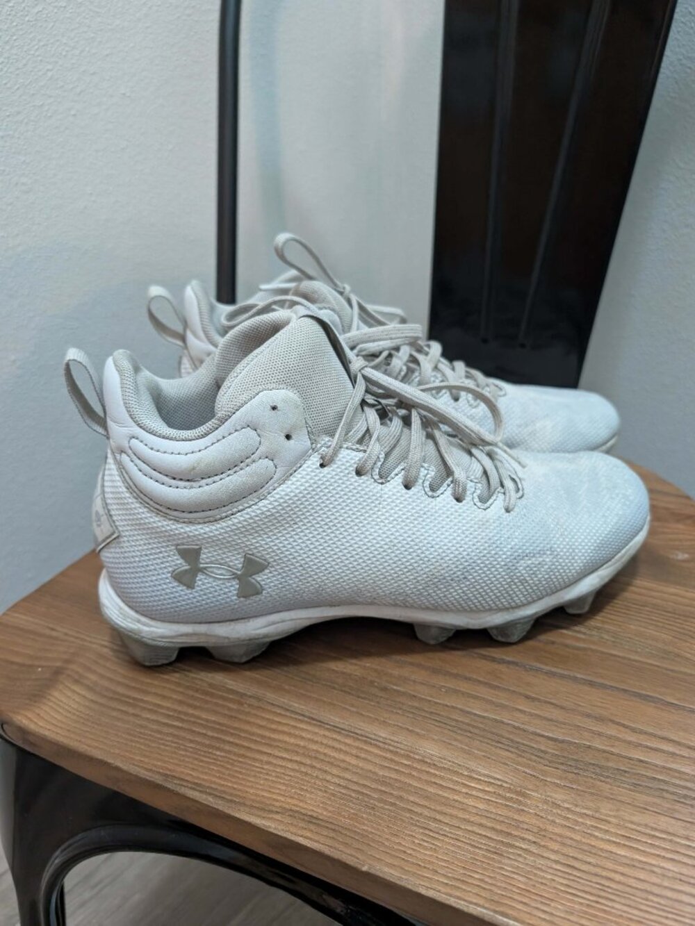 *3/$25* Men's Under Armour Locked Down Football Cleats - Size 9
